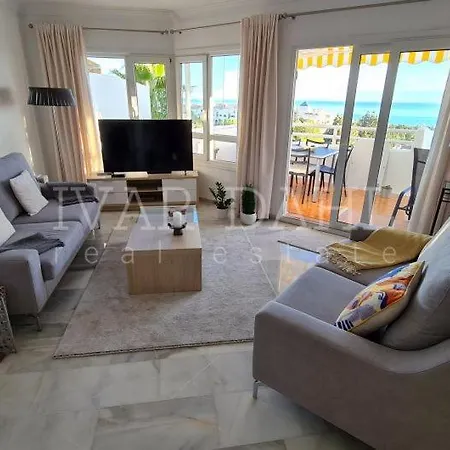 El Puente Luxury 3 Bedroom * Mijas