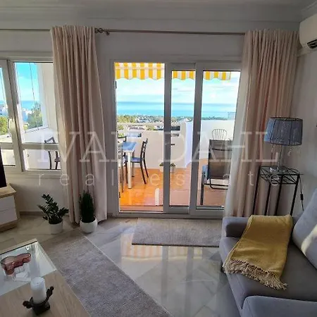 Apartamento El Puente Luxury 3 Bedroom *